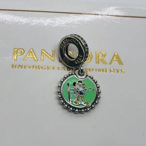 ✨🔥Pandora Disney Wilderness Lodge Mickey Dangle Charm